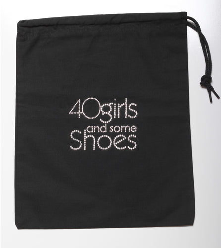 40 GIRLS AND SOME SHOES SHOE BAG SILVER