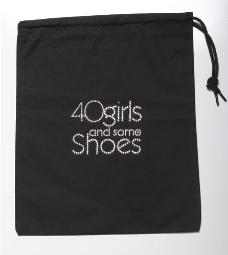 40 GIRLS AND SOME SHOES SHOE BAG SILVER